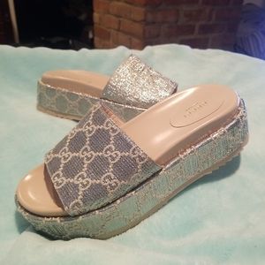 Gucci GG Platform (Lamé) Sandal Size 39 (9  US)